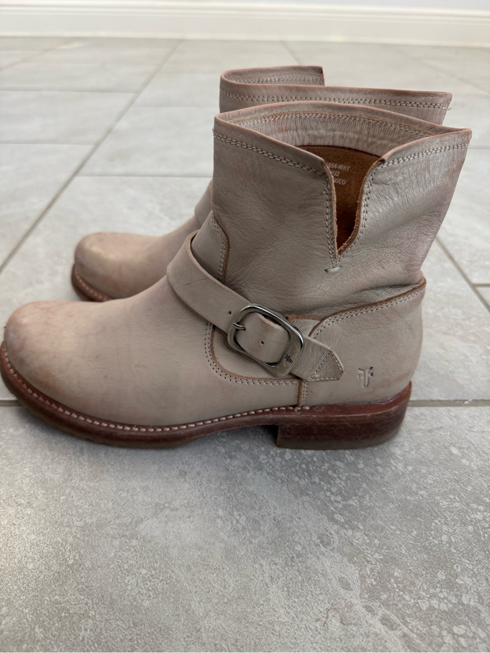 Frye Veronica Distressed Moto Boots women's Pinkish Beige size 8B